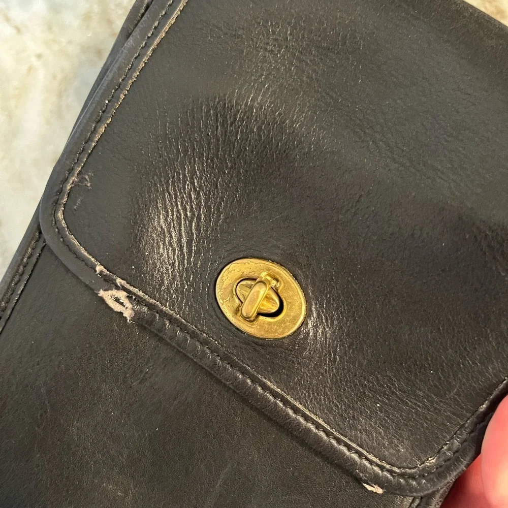 SOLD Coach Scooter Crossbody Bag Black Leather 9893 Used Condition - Picture 4 of 14